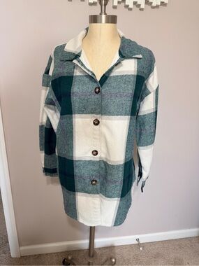 Zaful Green and Cream Plaid Utility Shacket